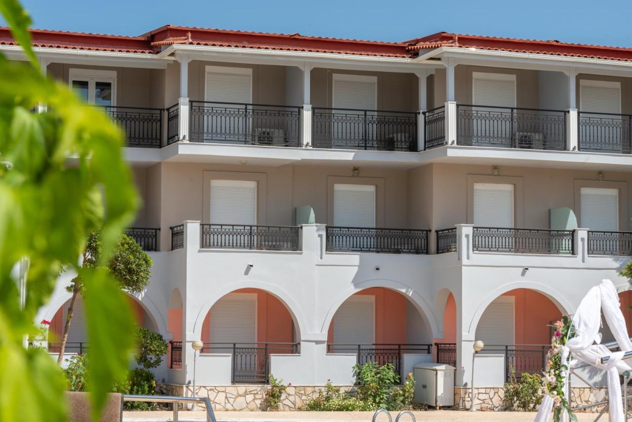 Majestic Hotel & Spa Лаганас Екстериор снимка