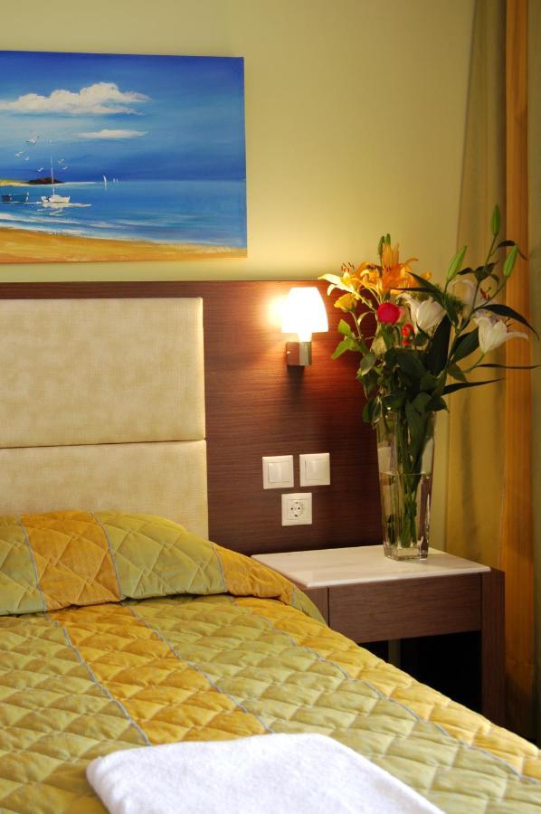 Majestic Hotel & Spa Лаганас Екстериор снимка